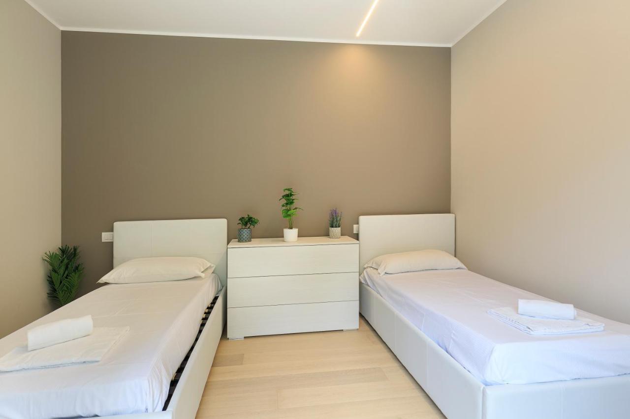 Skylake Penthouse By Impero House Stresa Dış mekan fotoğraf